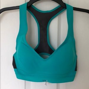 Victoria Secret Sports Bra